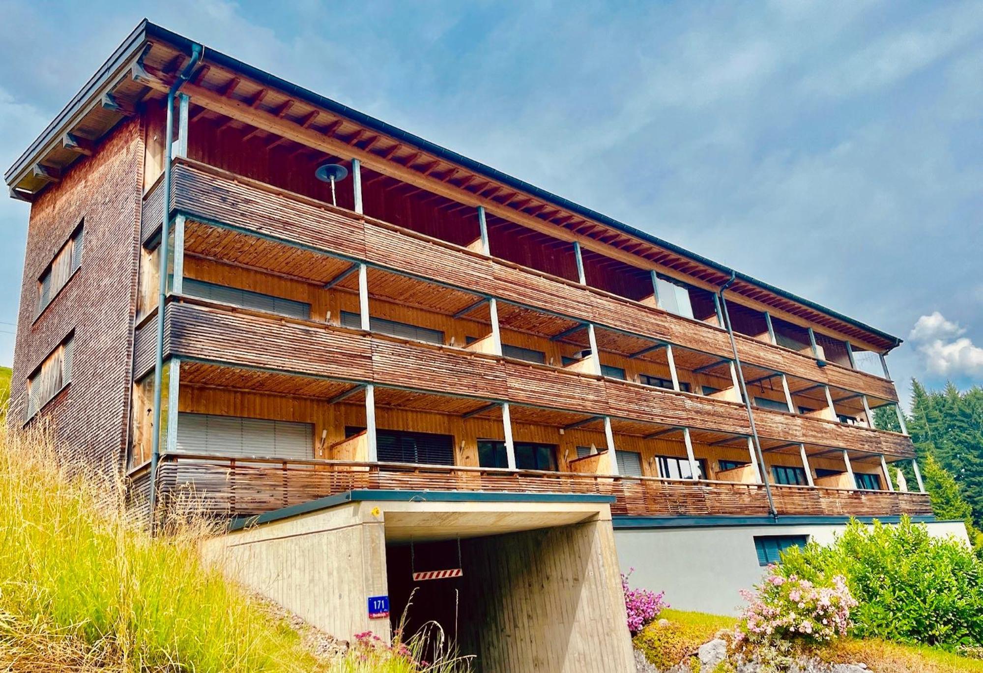 Sonniges Bergblick-Appartement Damuels Exterior foto